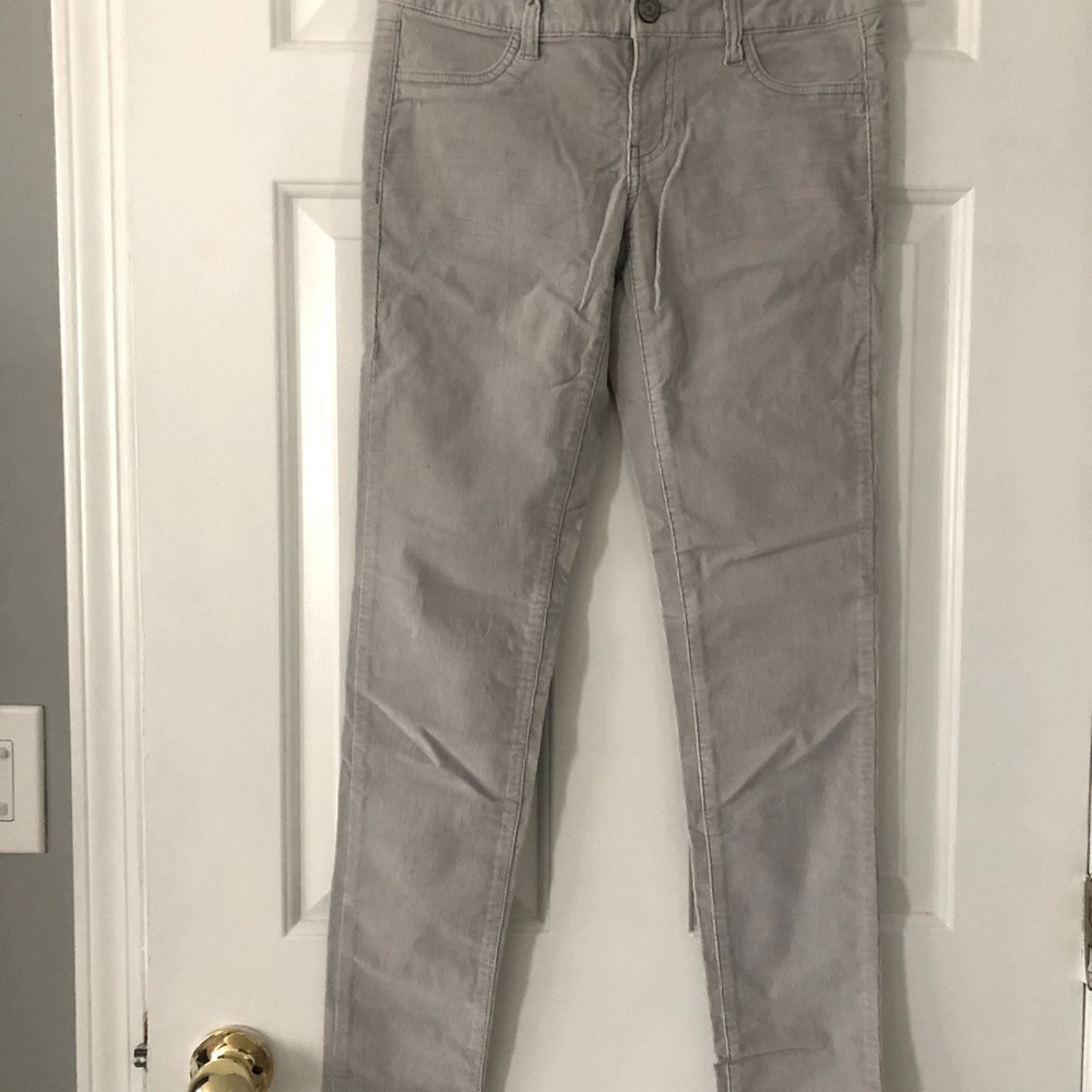 AMERICAN EAGLE- Skinny Legs Stretchable Pants NWOT